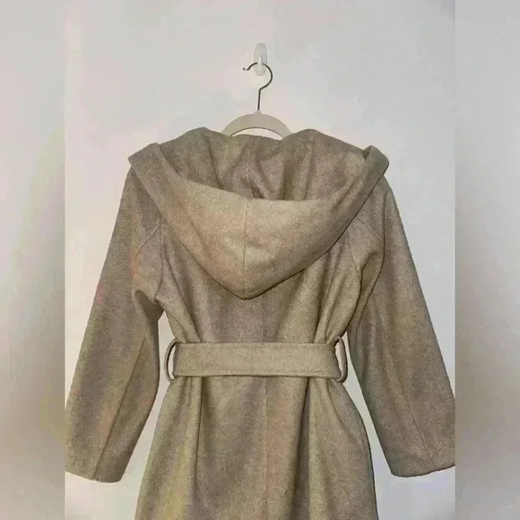 Zara Hooded Coat in Beige, worn once - Picture 5 of 6